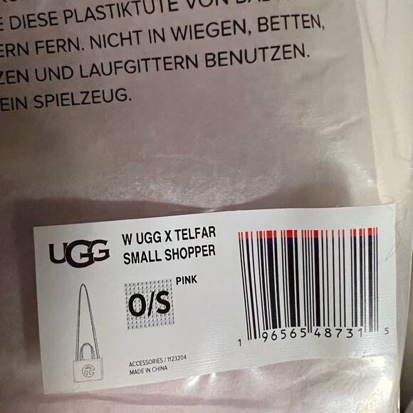 Ugg x telfar NWT pink suede shearling small shopper tote bag christmas - Picture 6 of 6